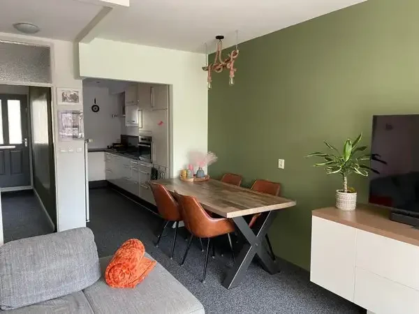 geblurde versie van de foto als achtergrond