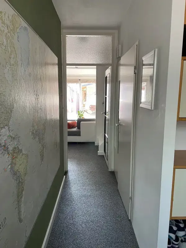 geblurde versie van de foto als achtergrond