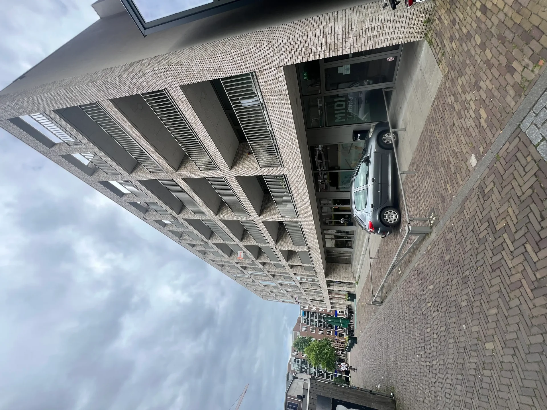 geblurde versie van de foto als achtergrond