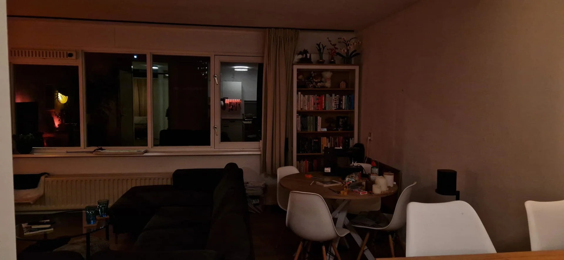 geblurde versie van de foto als achtergrond