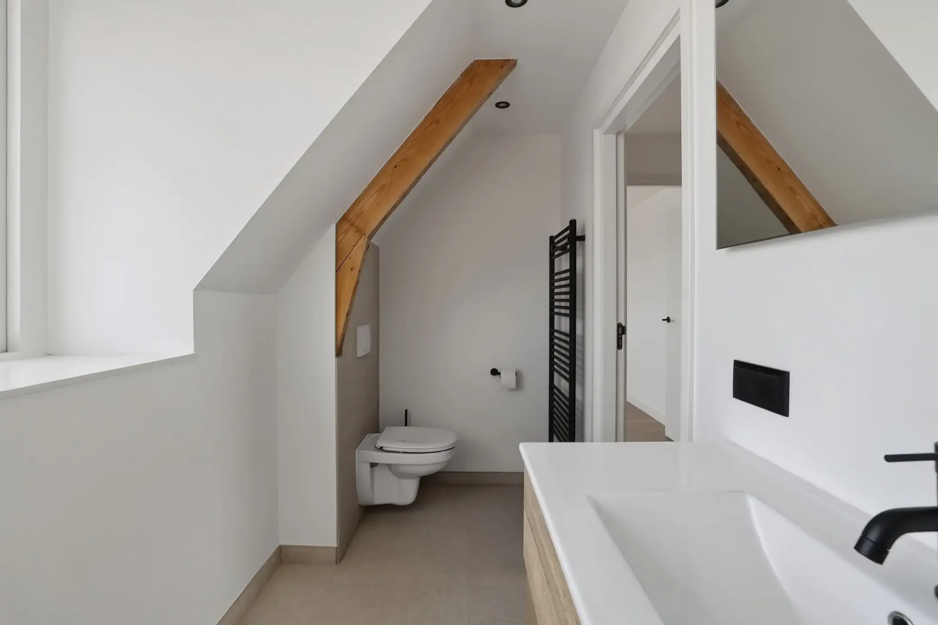Foto van de Appartement gelegen aan de Dorpsstraat in Uithoorn