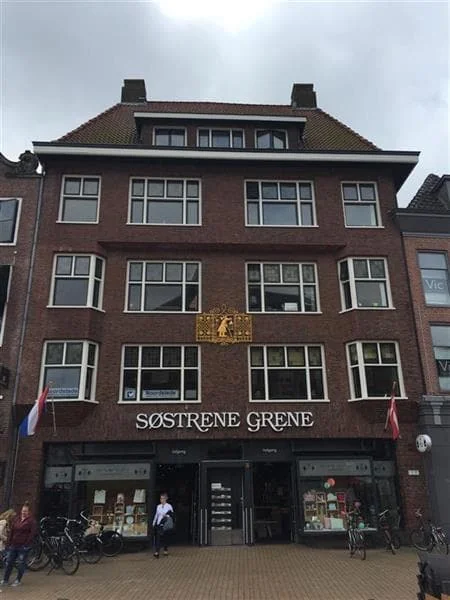 Foto van de Kamer gelegen aan de Grote Markt in Groningen