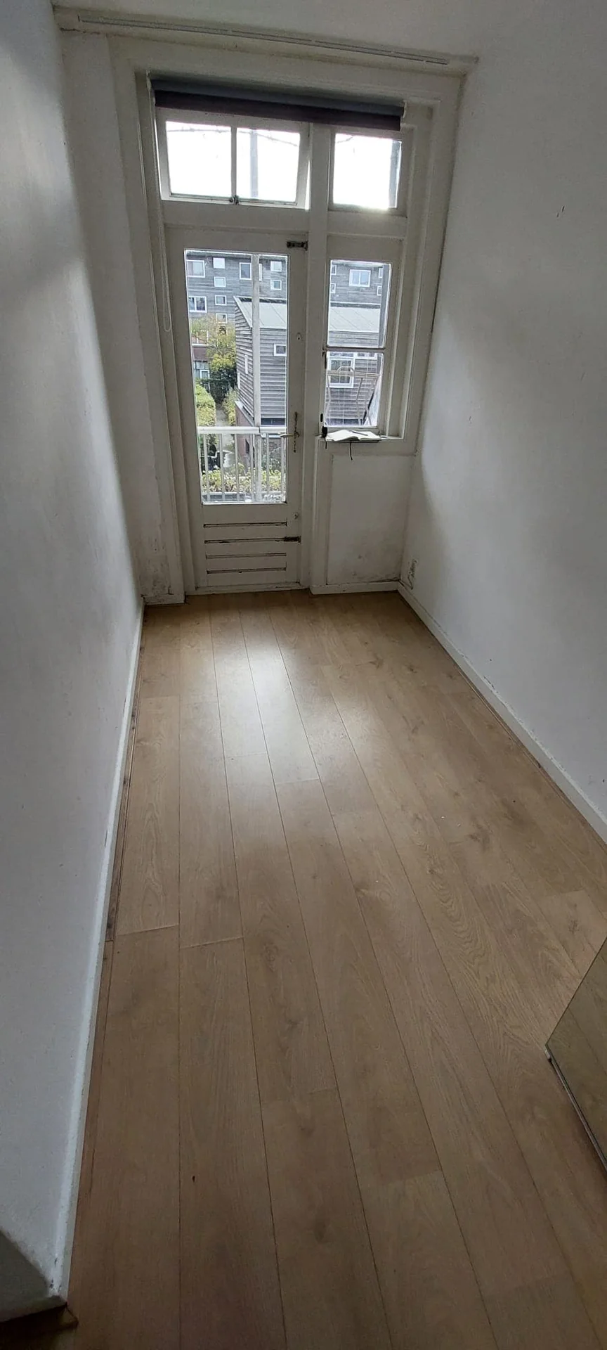 Foto van de Kamer gelegen aan de Van Hallstraat in Amsterdam