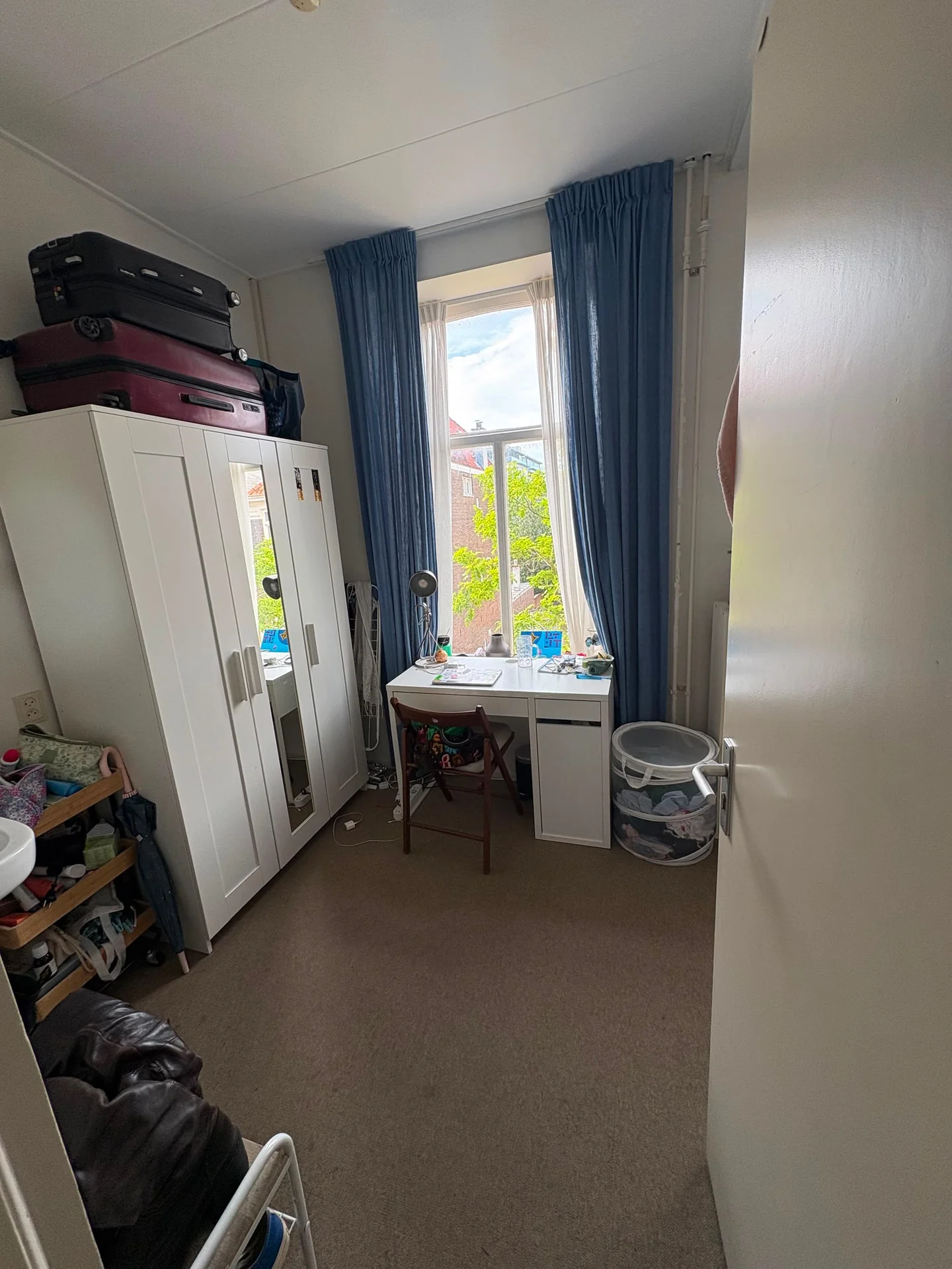 Foto van de Kamer gelegen aan de Riouwstraat in Den Haag