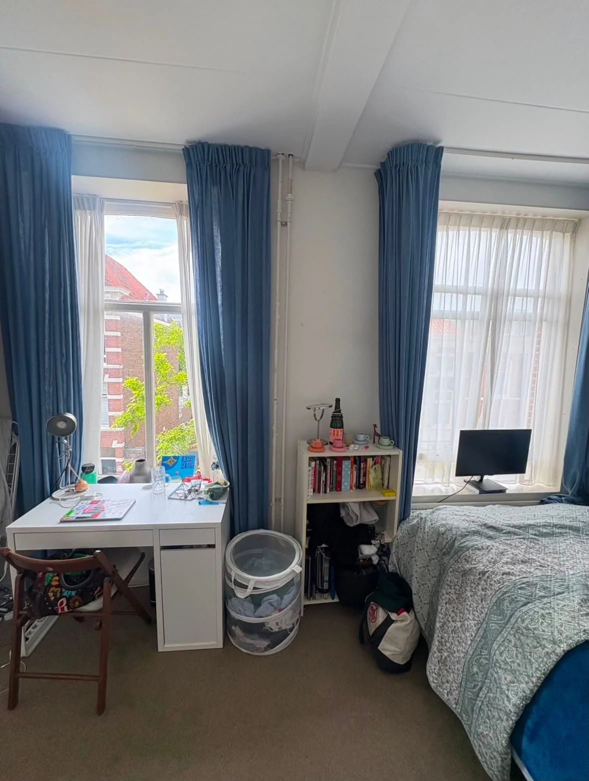 Foto van de Kamer gelegen aan de Riouwstraat in Den Haag