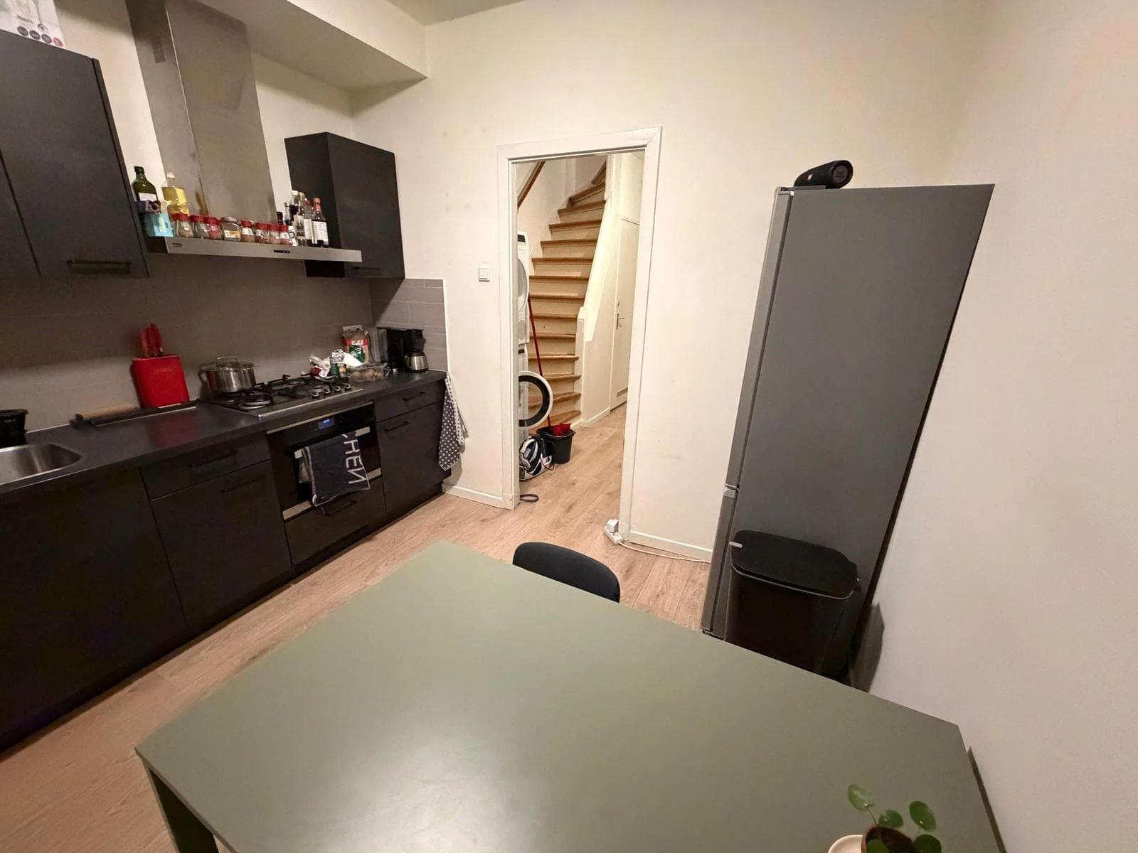 geblurde versie van de foto als achtergrond