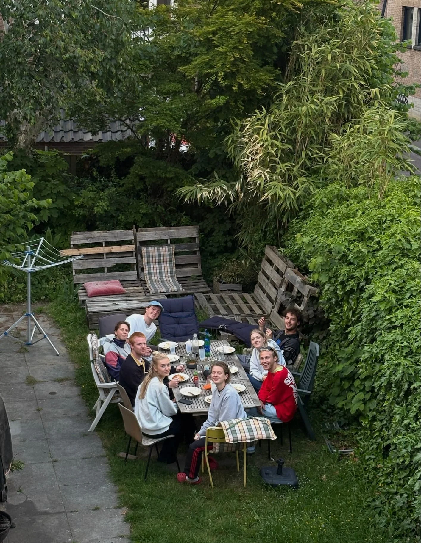 geblurde versie van de foto als achtergrond