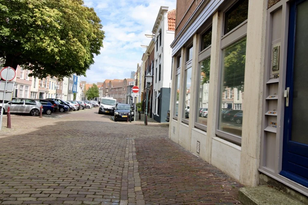 geblurde versie van de foto als achtergrond