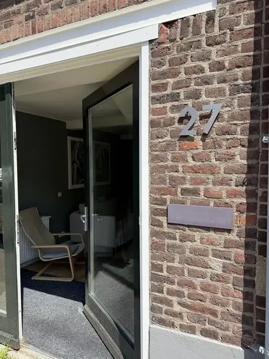 geblurde versie van de foto als achtergrond