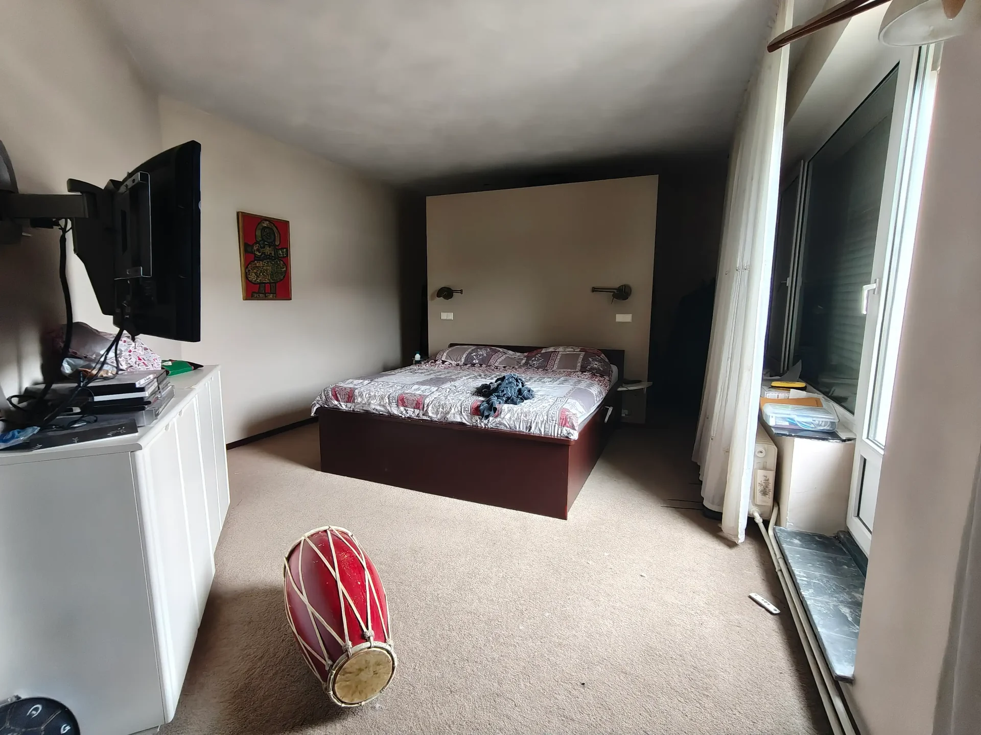 geblurde versie van de foto als achtergrond