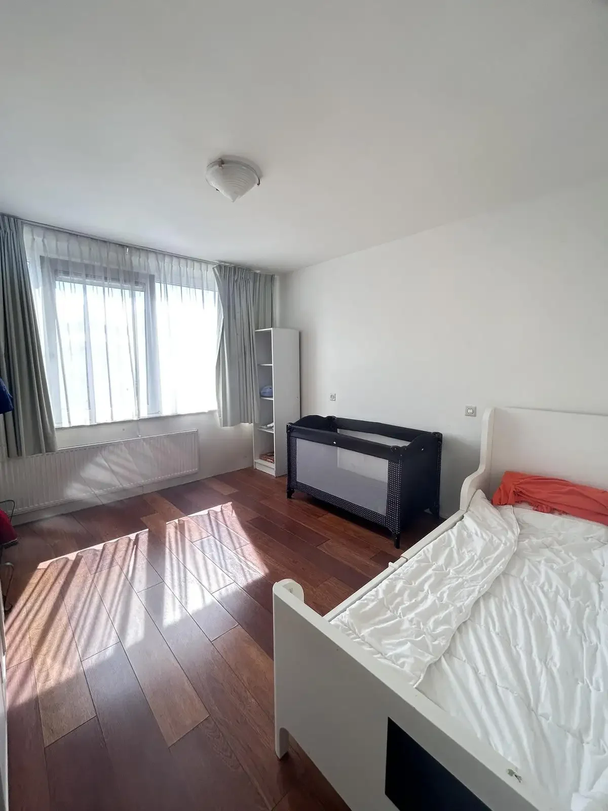 Foto van de Appartement gelegen aan de Prof. Lorentzlaan in Amstelveen