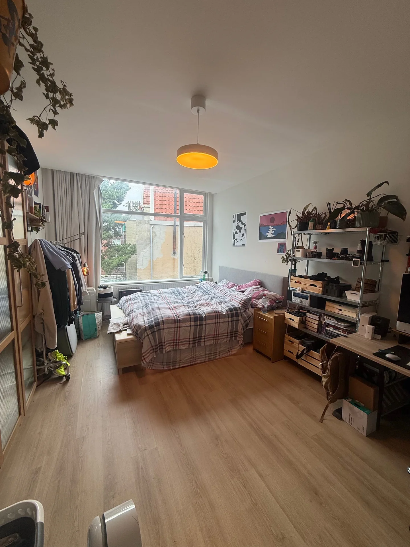 geblurde versie van de foto als achtergrond