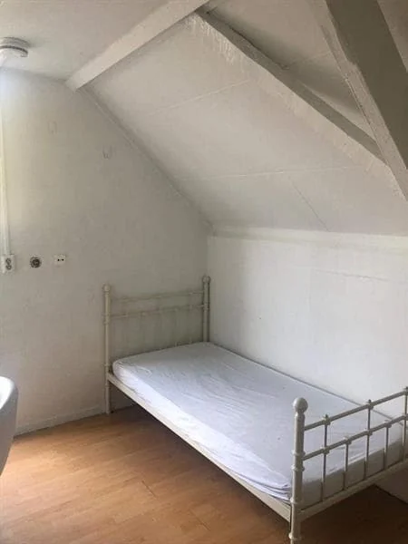 Foto van de Kamer gelegen aan de Heuvelstraat in Tilburg