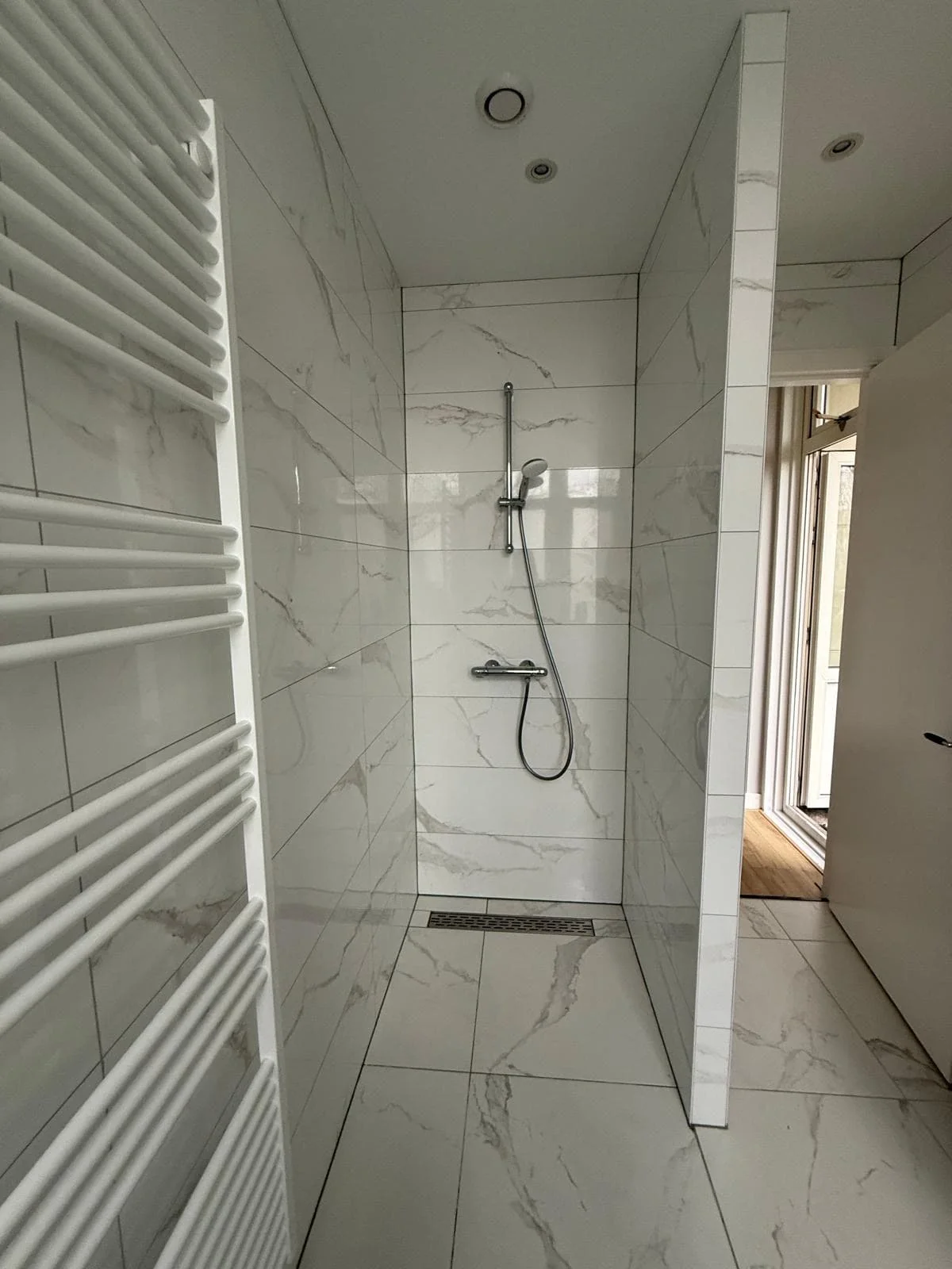 Foto van de Kamer gelegen aan de Middenweg in Amsterdam