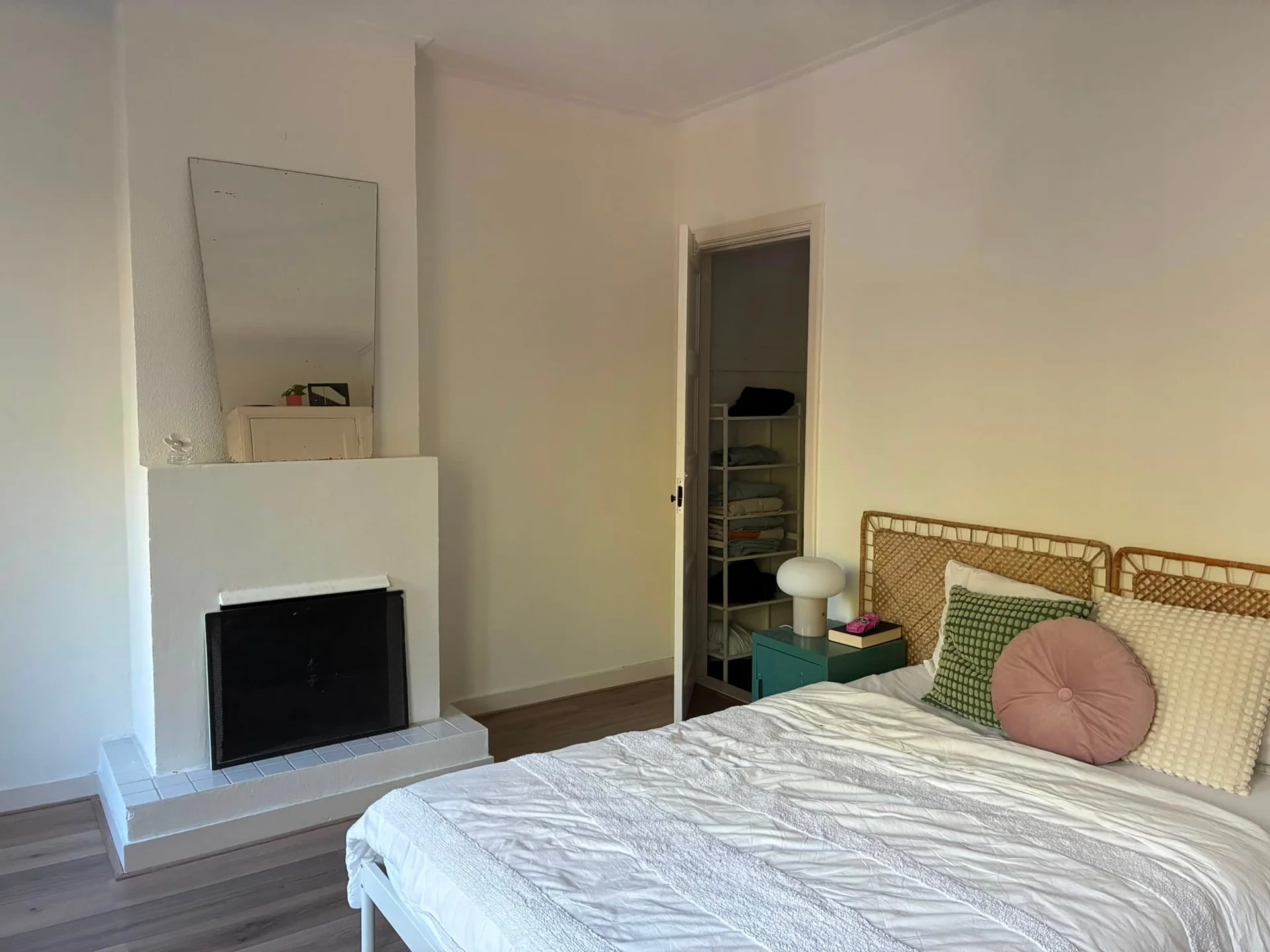 geblurde versie van de foto als achtergrond
