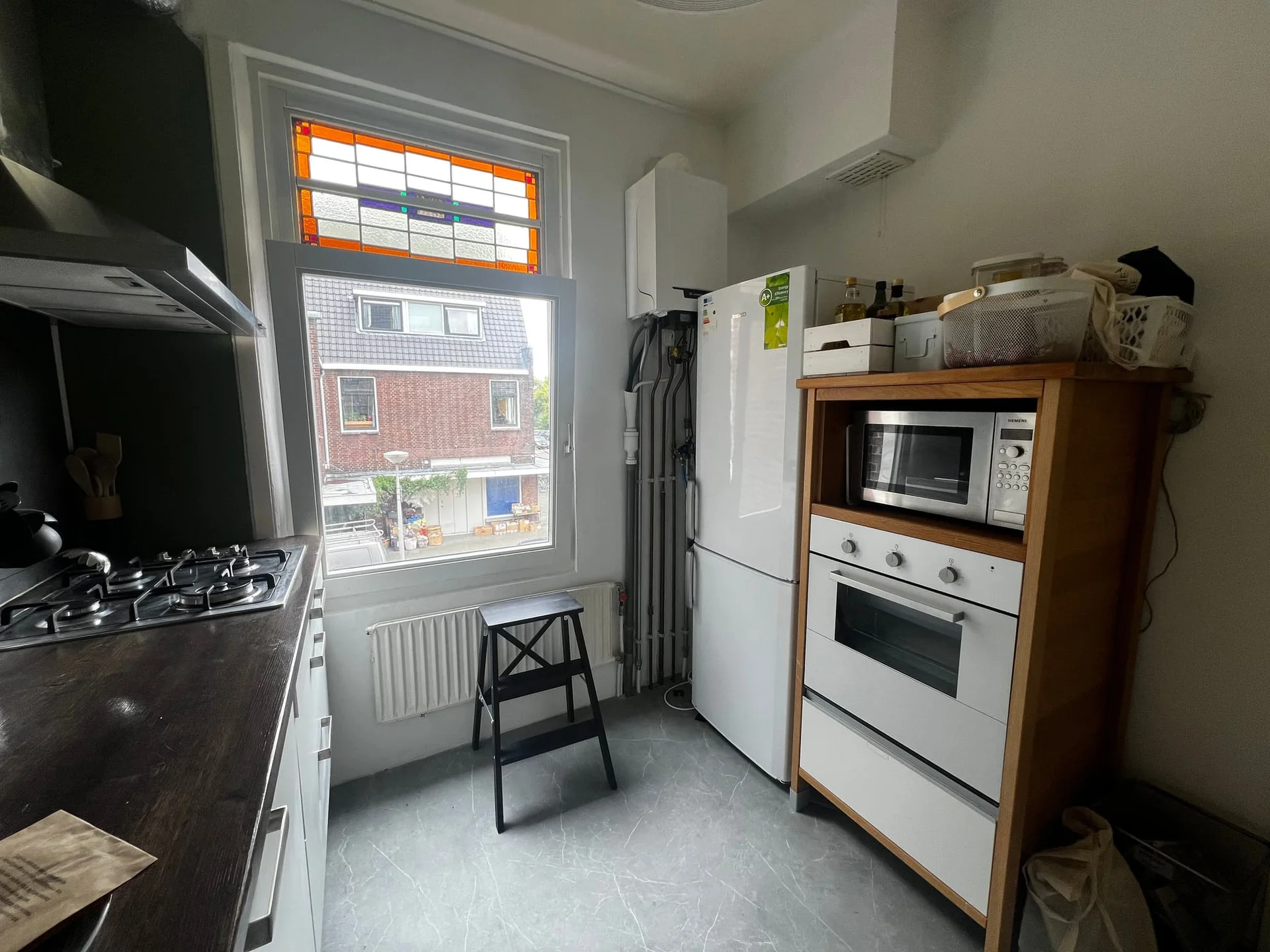 geblurde versie van de foto als achtergrond