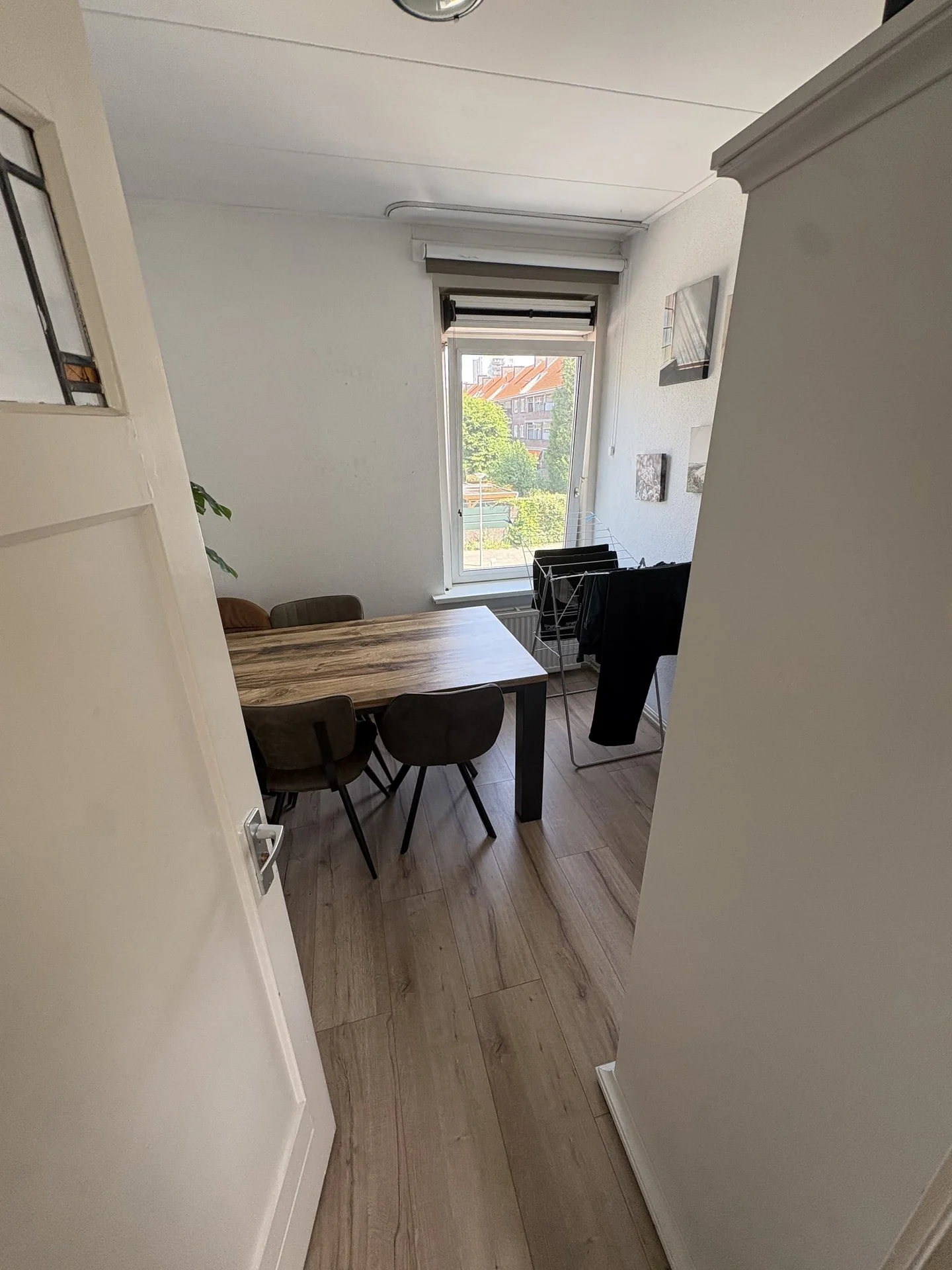 geblurde versie van de foto als achtergrond