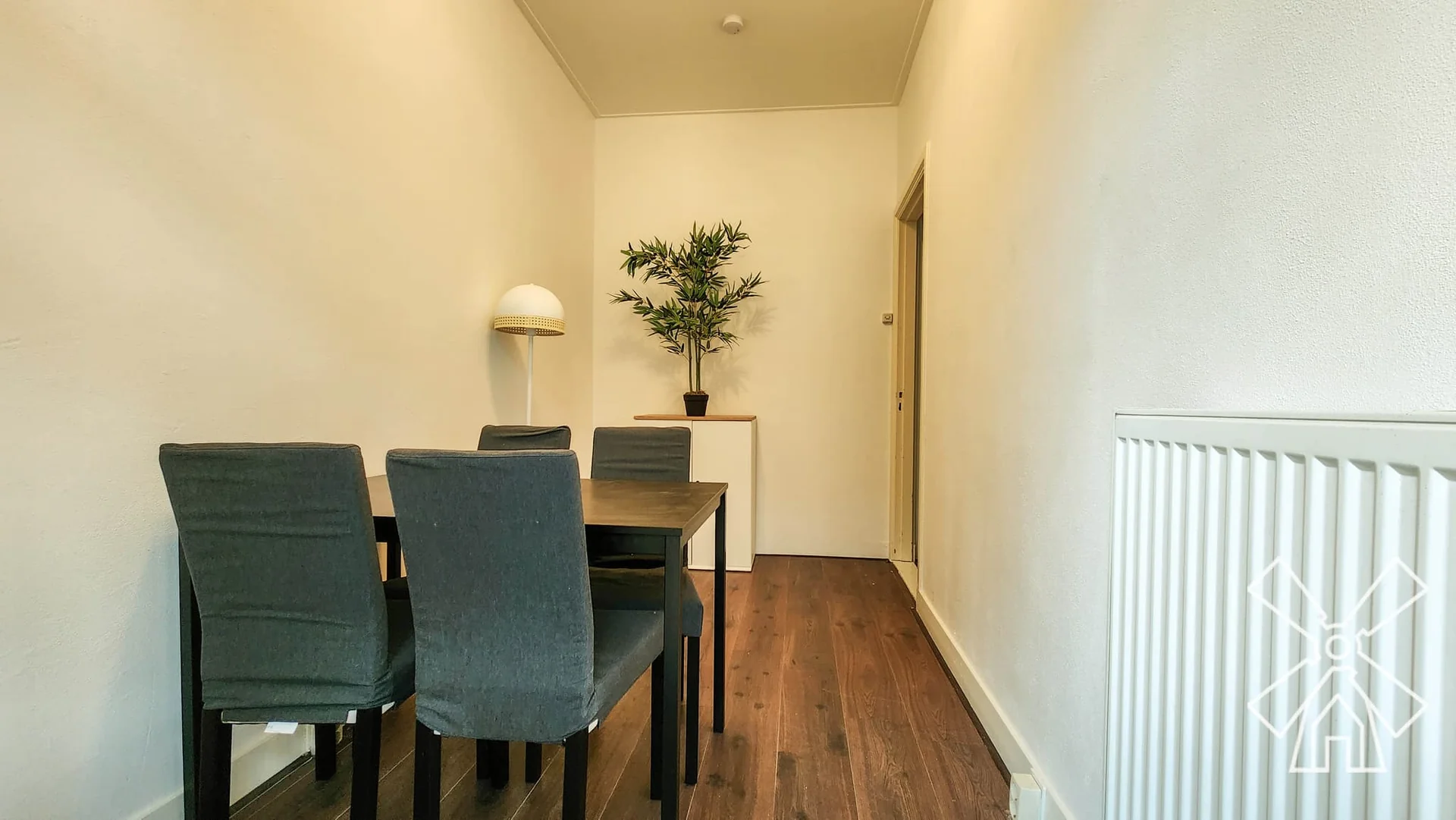 Foto van de Kamer gelegen aan de Goeverneurlaan in Den Haag