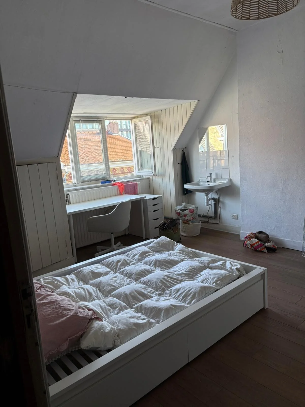 geblurde versie van de foto als achtergrond