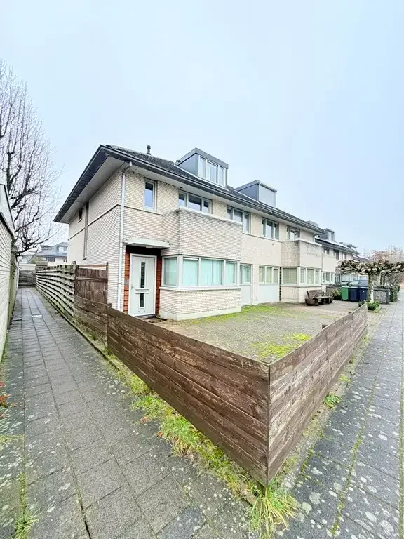 Foto van de Appartement gelegen aan de Lien Gisolflaan in Amstelveen