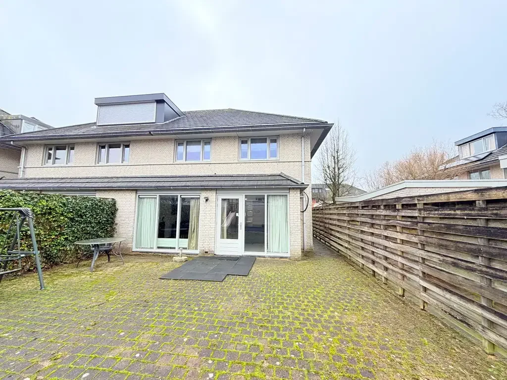 Foto van de Appartement gelegen aan de Lien Gisolflaan in Amstelveen