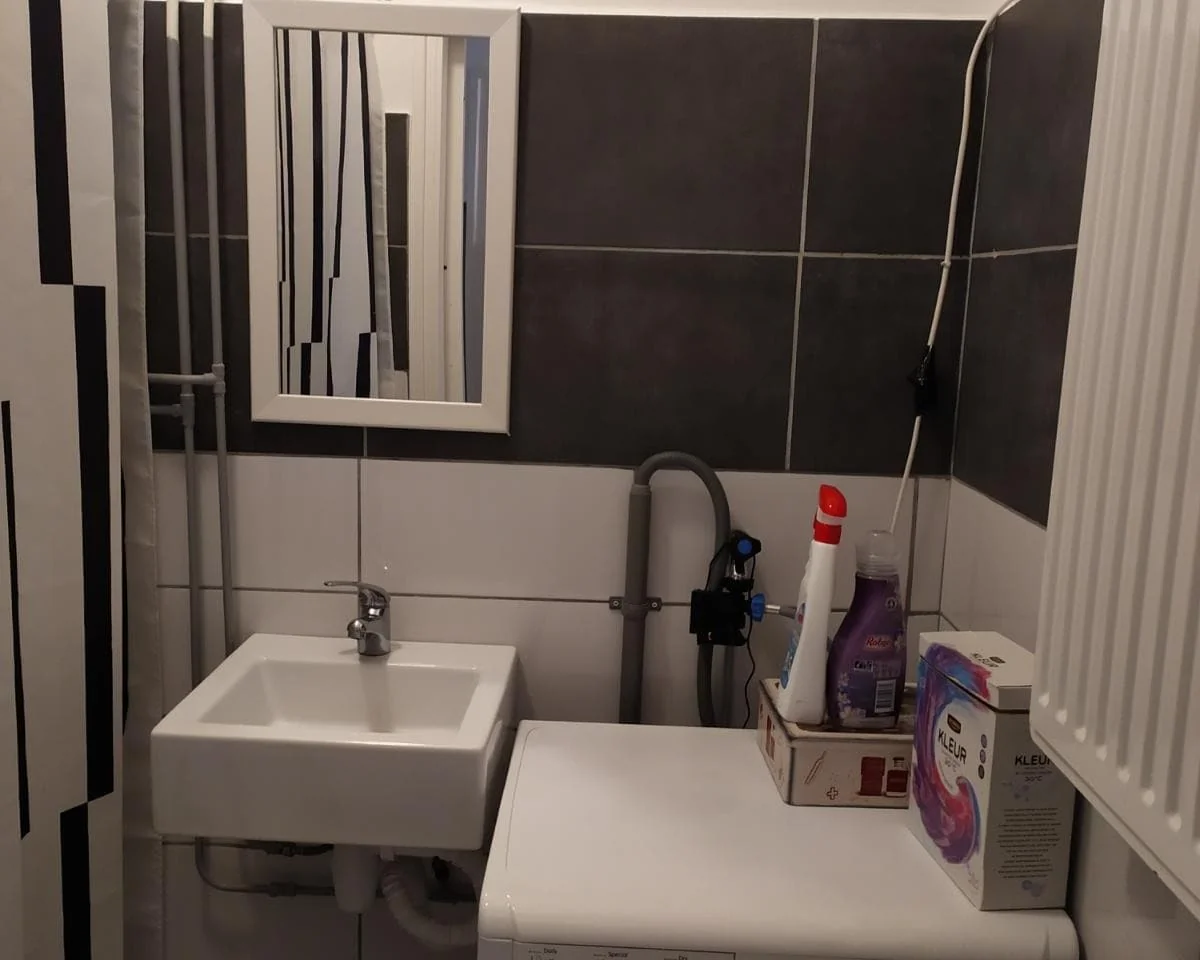 geblurde versie van de foto als achtergrond