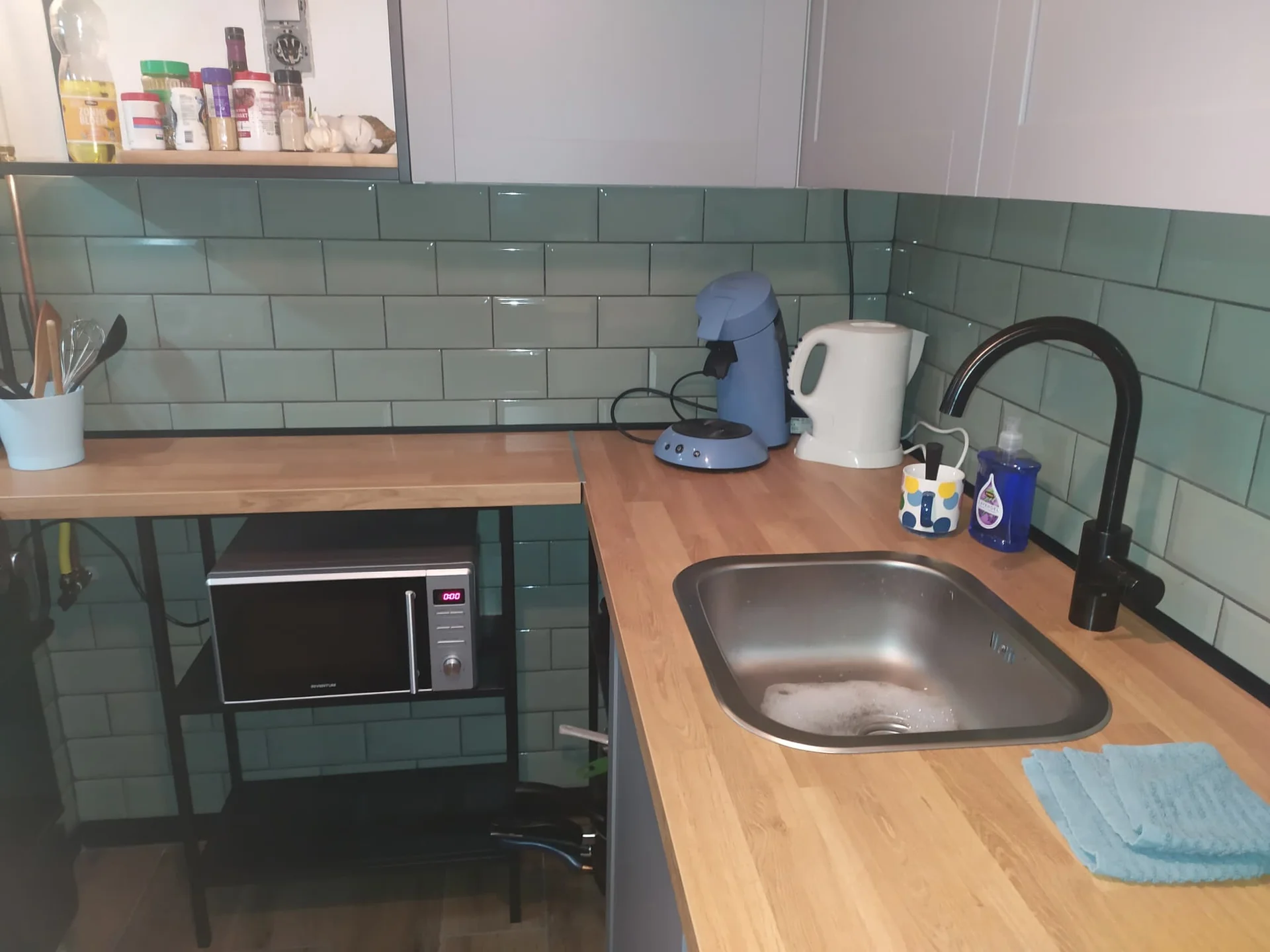 geblurde versie van de foto als achtergrond