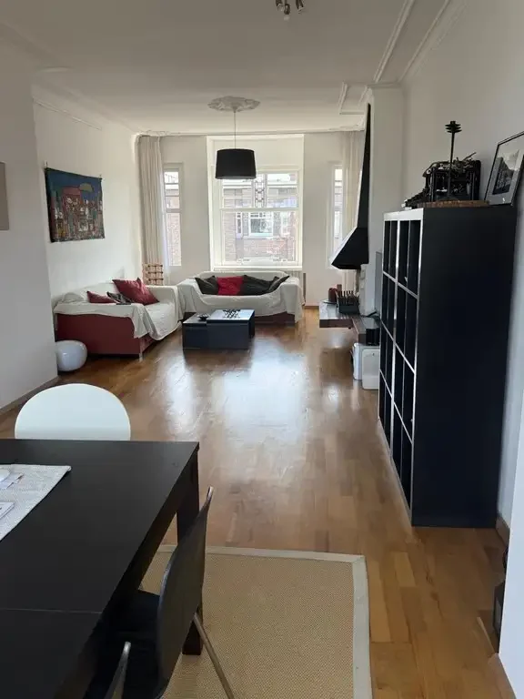 Foto van de Appartement gelegen aan de Vondelstraat in Den Haag