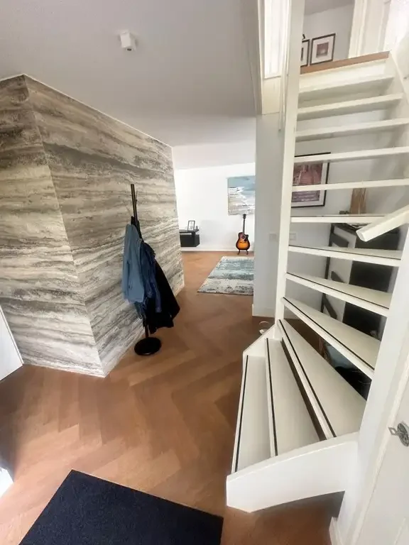 geblurde versie van de foto als achtergrond