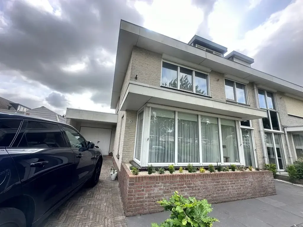 Foto van de Appartement gelegen aan de Catharina van Renneslaan in Amstelveen