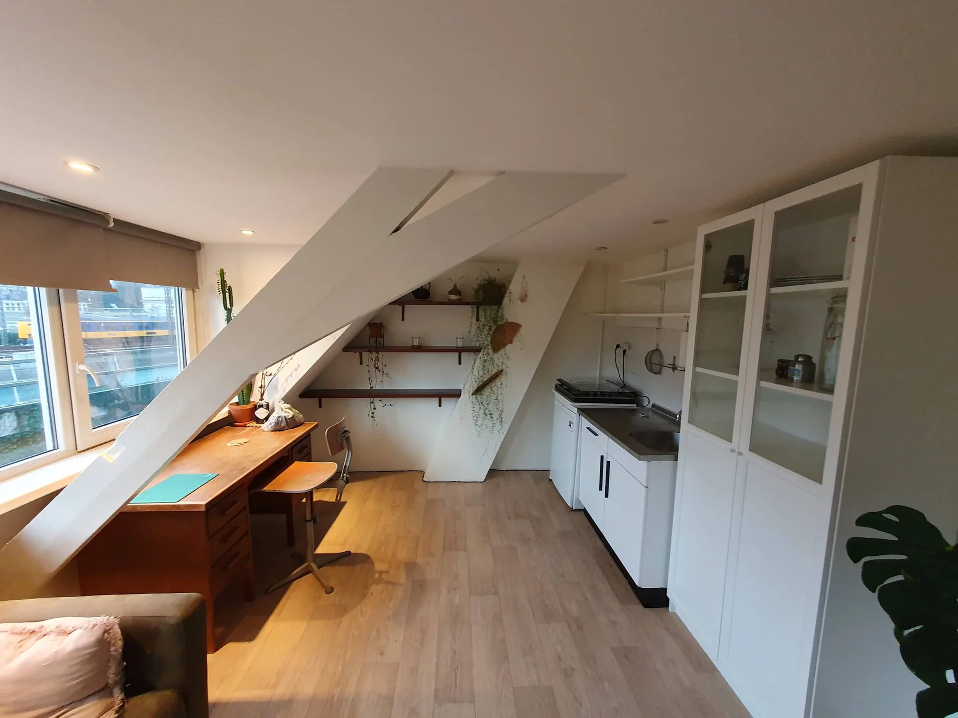 geblurde versie van de foto als achtergrond