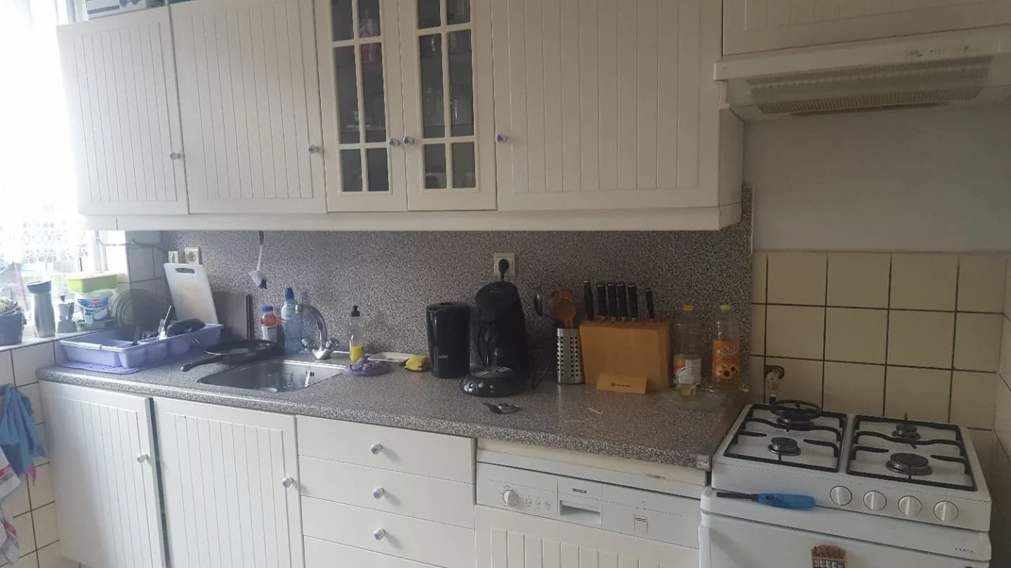 geblurde versie van de foto als achtergrond
