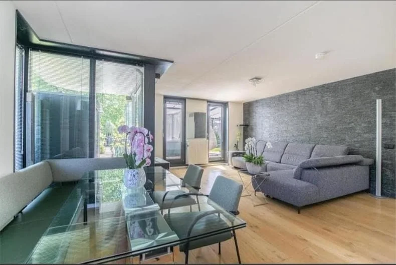 Foto van de Kamer gelegen aan de Professor J.H. Gunningstraat in Amsterdam