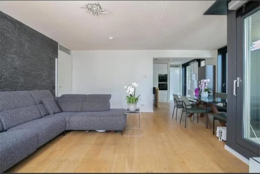 Foto van de Kamer gelegen aan de Professor J.H. Gunningstraat in Amsterdam