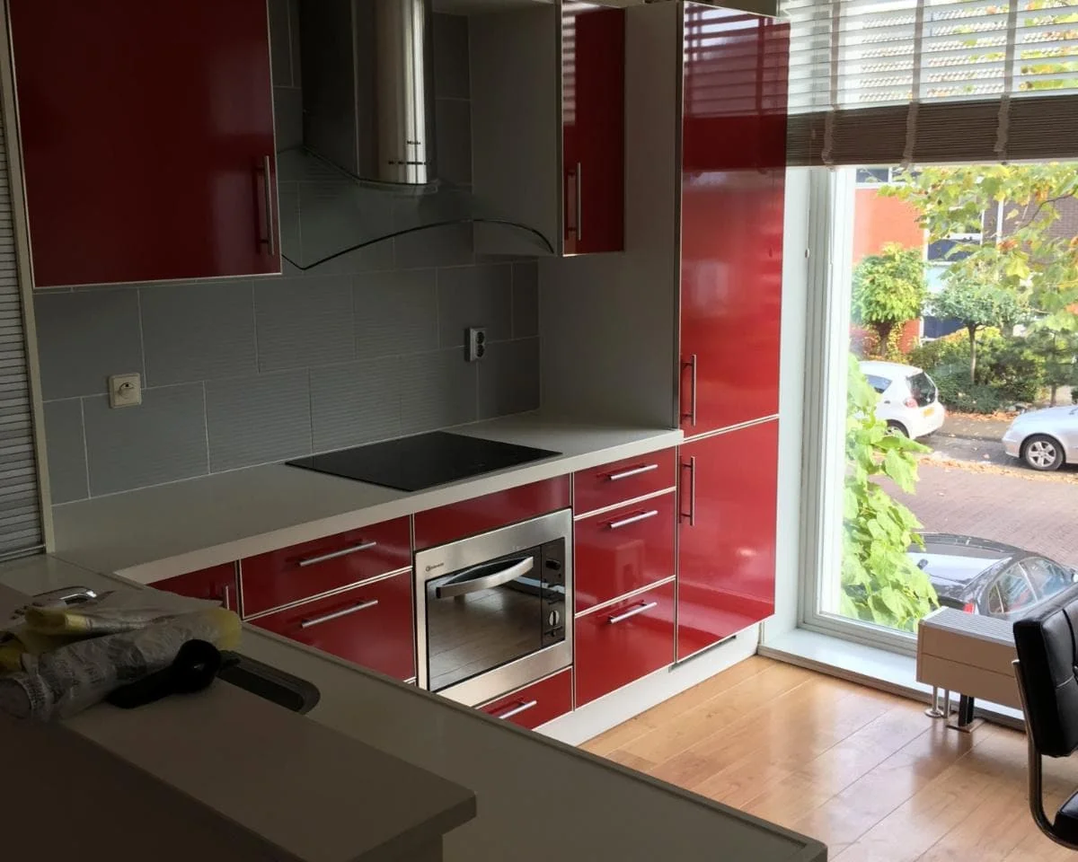 geblurde versie van de foto als achtergrond
