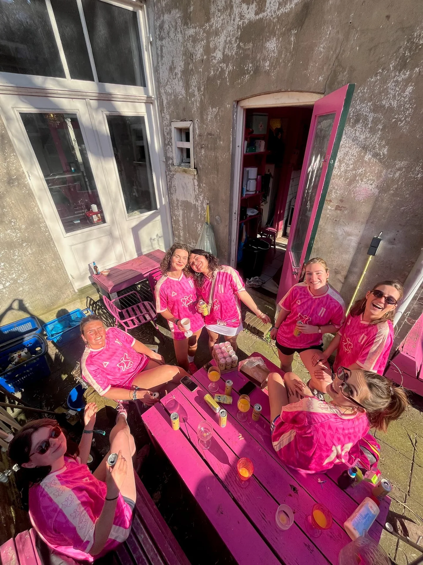 geblurde versie van de foto als achtergrond