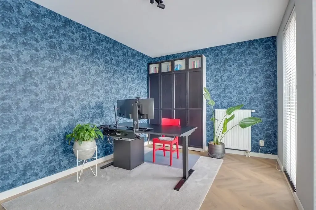 geblurde versie van de foto als achtergrond