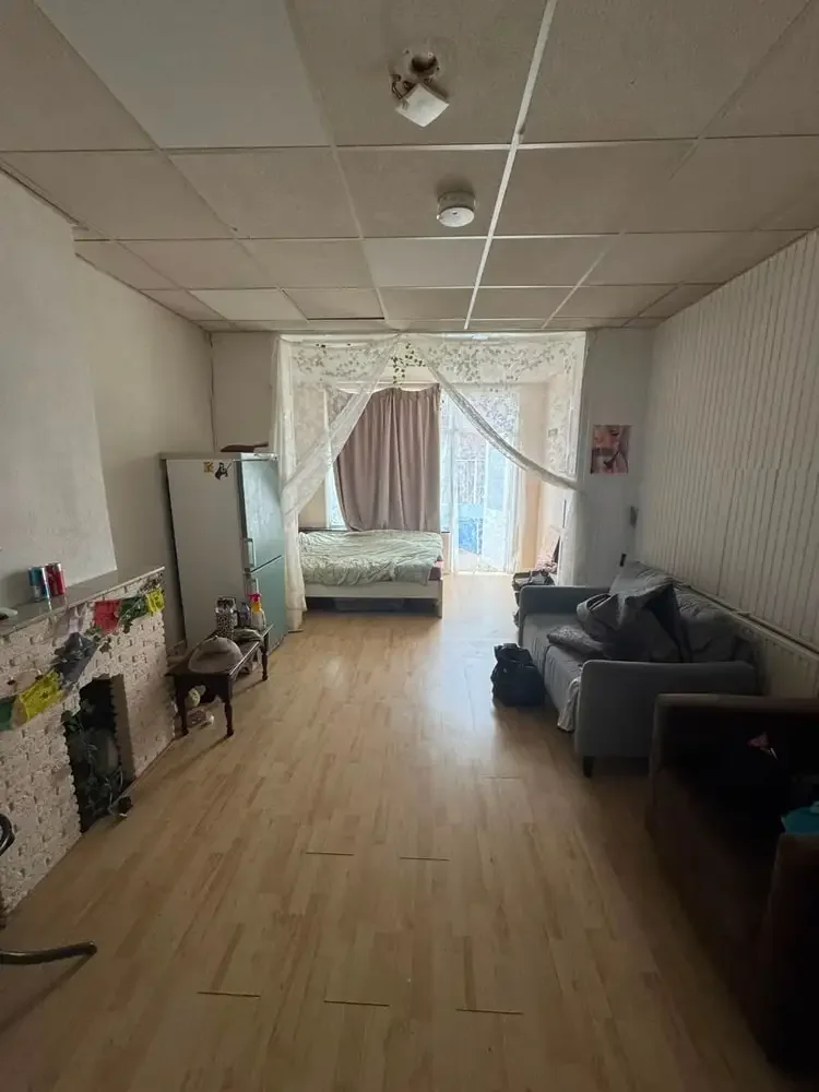 geblurde versie van de foto als achtergrond