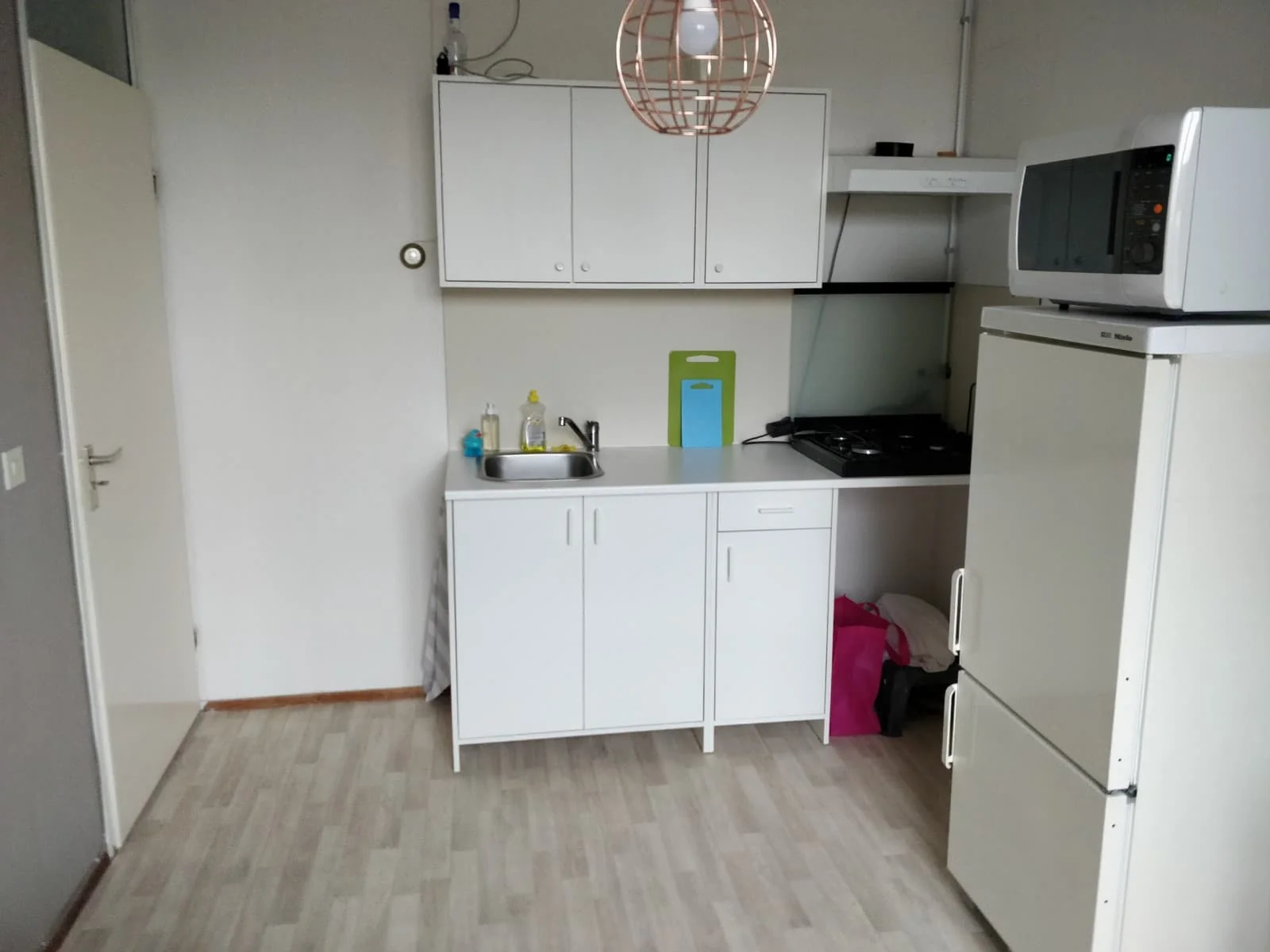 geblurde versie van de foto als achtergrond