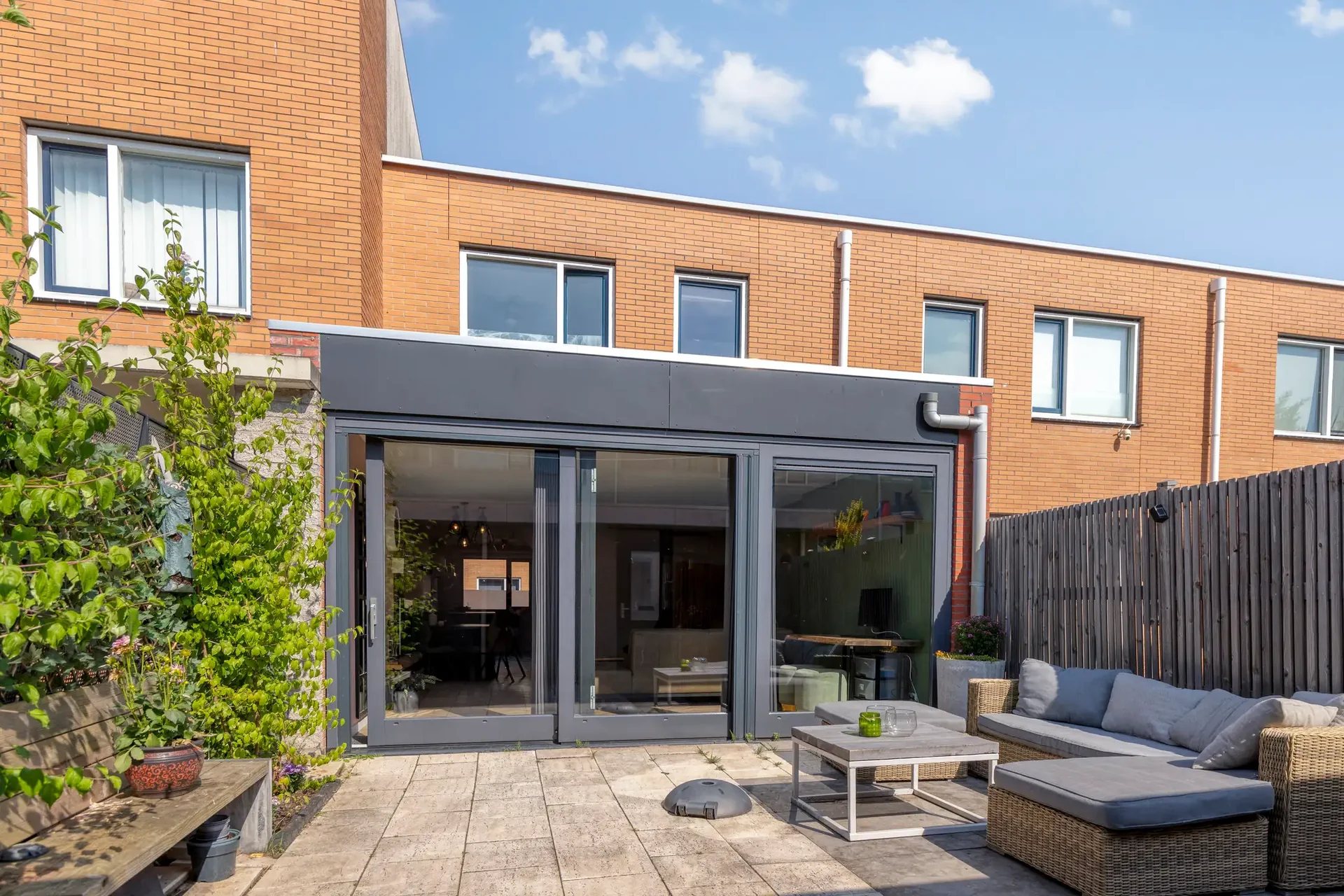 Foto van de Appartement gelegen aan de Digna Johannaweg in Hoogvliet Rotterdam