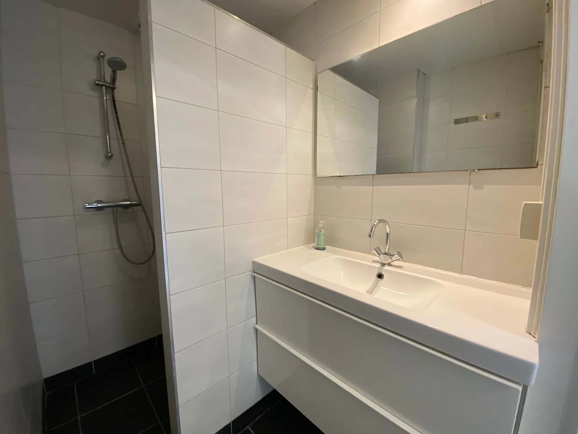 Foto van de Kamer gelegen aan de Molukkenstraat in Groningen