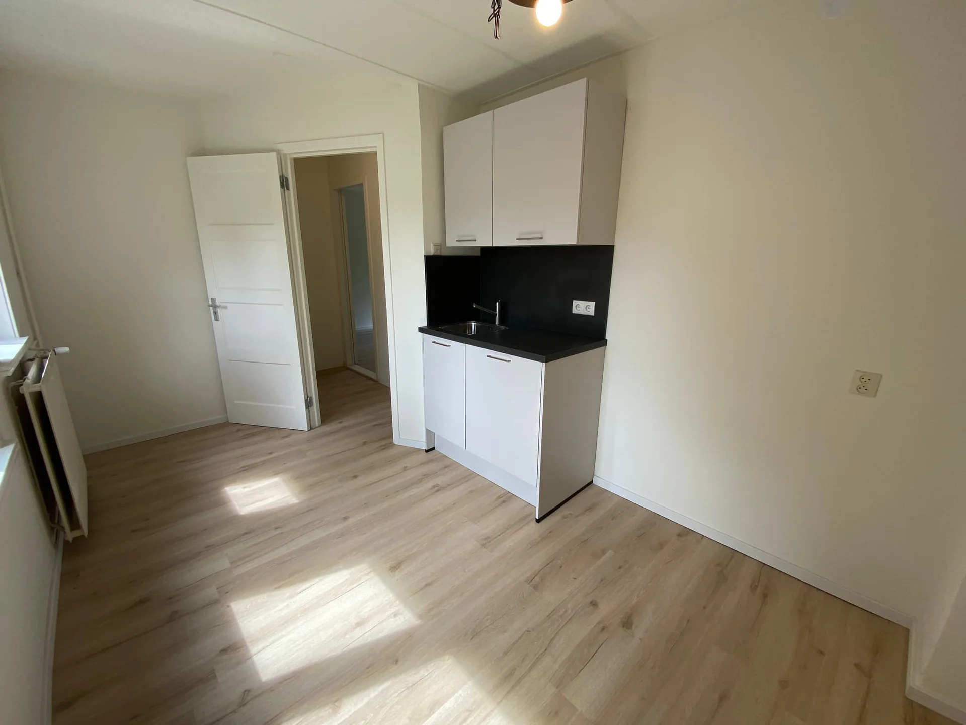 Foto van de Kamer gelegen aan de Molukkenstraat in Groningen