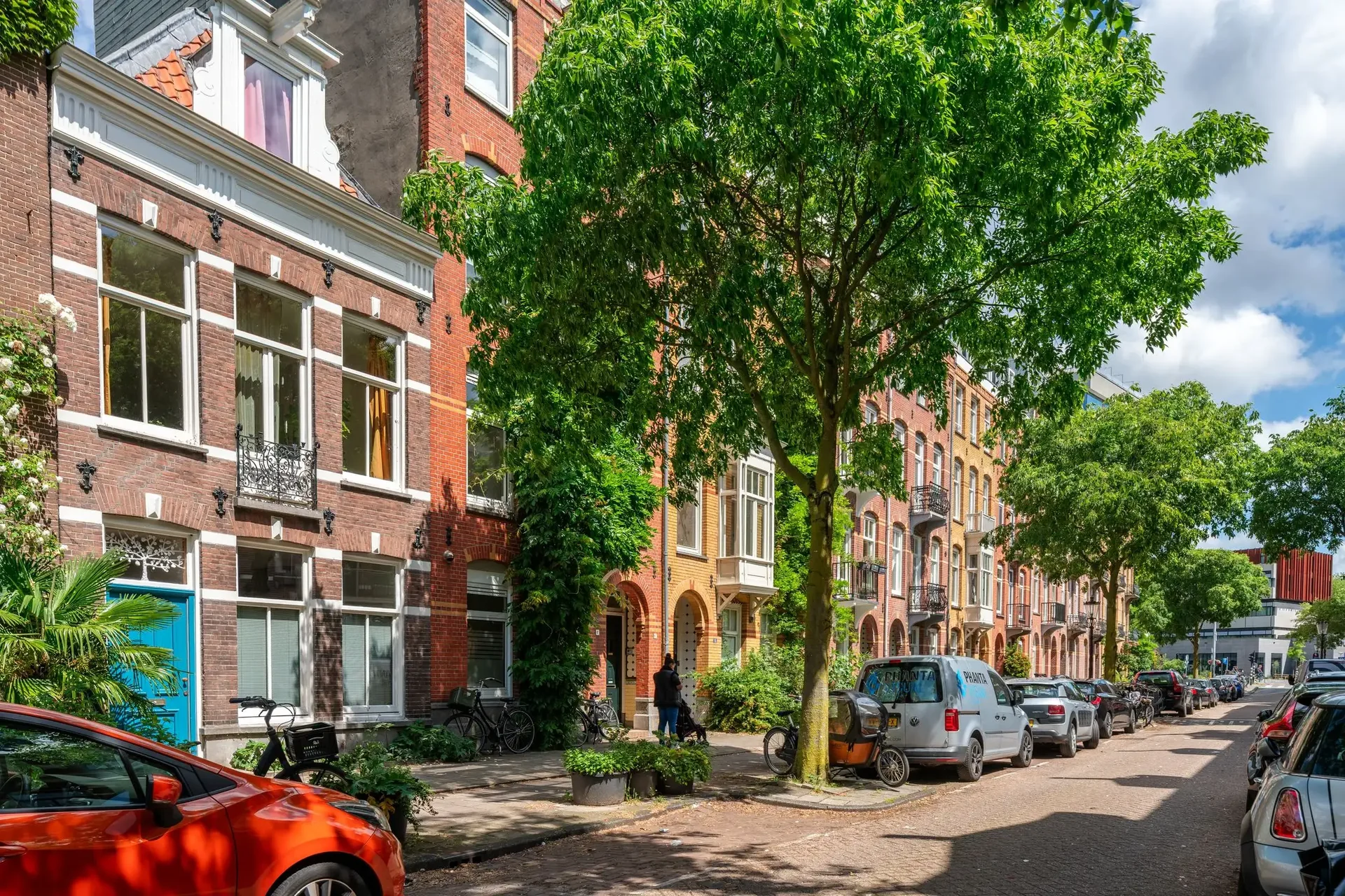 geblurde versie van de foto als achtergrond