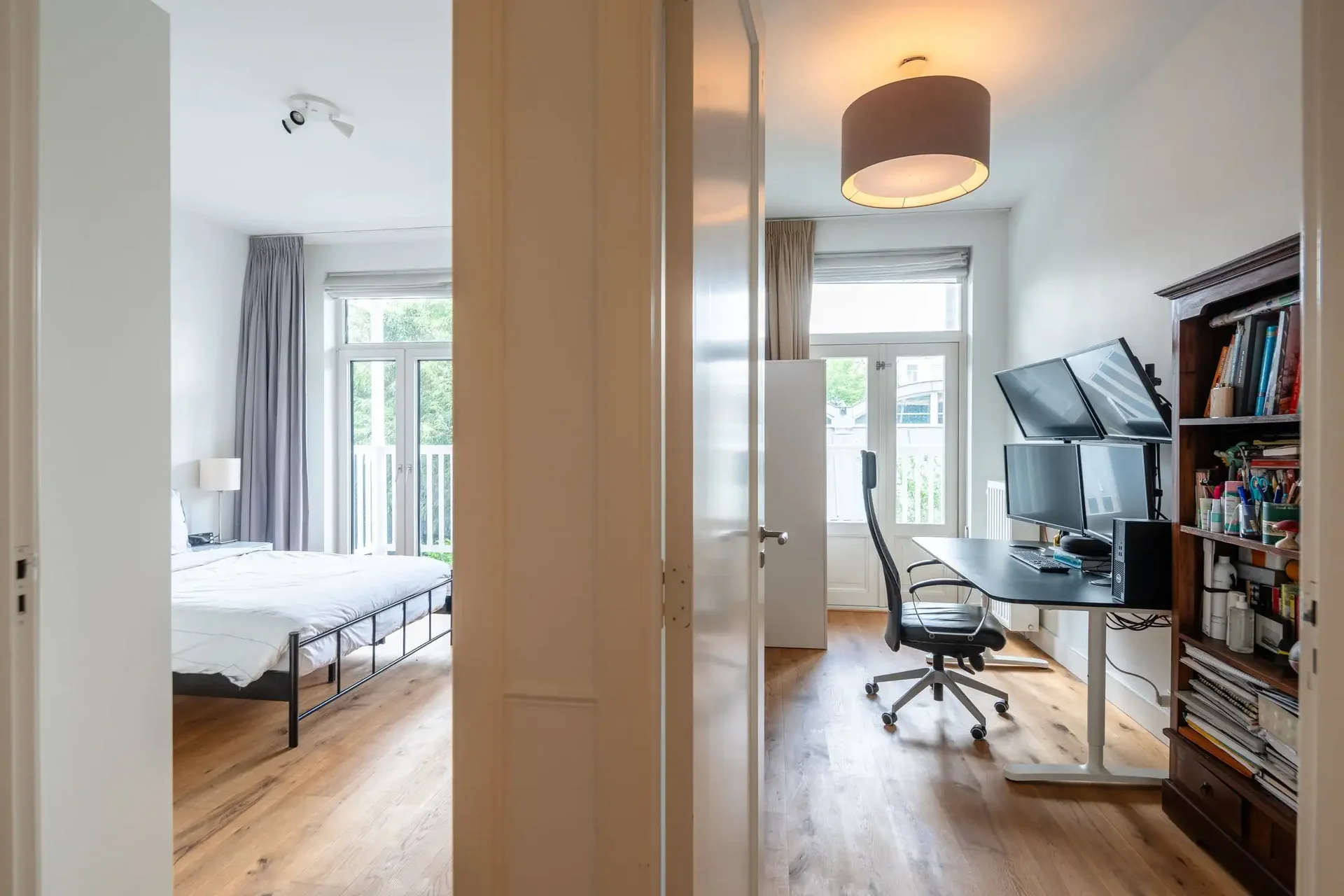 geblurde versie van de foto als achtergrond