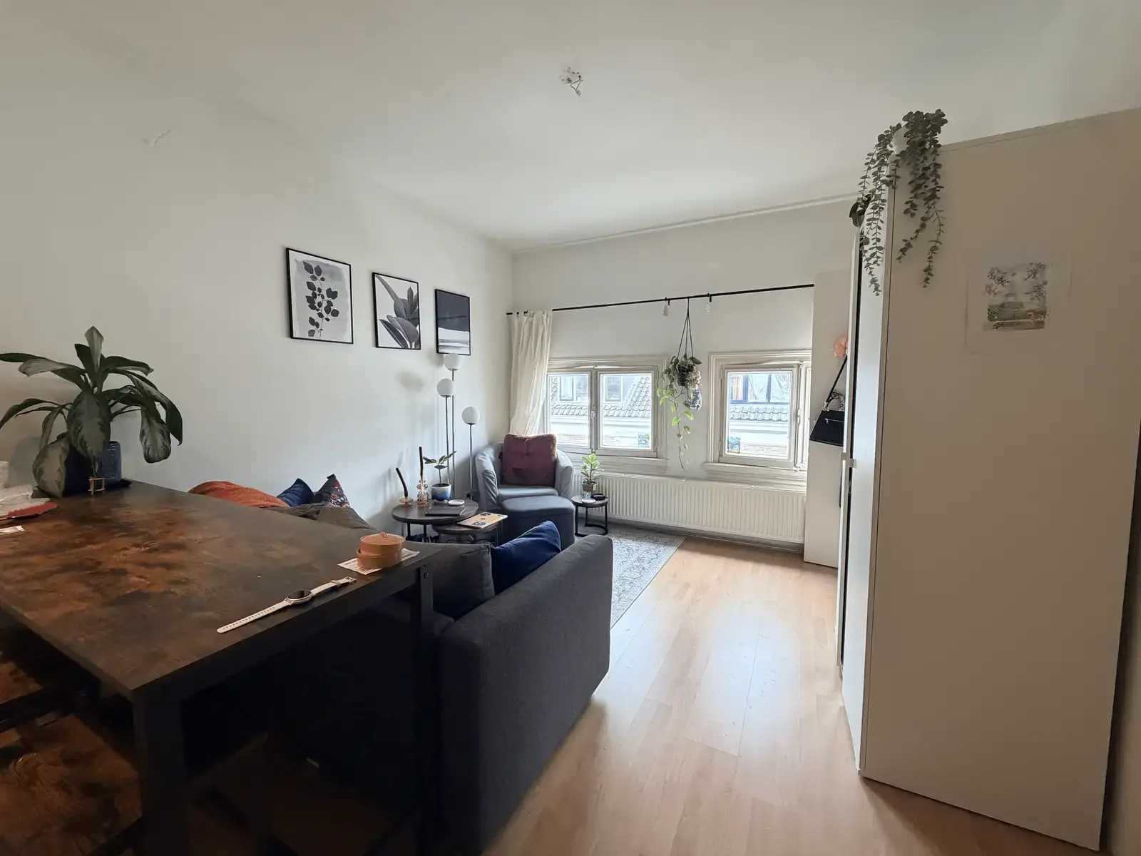 geblurde versie van de foto als achtergrond
