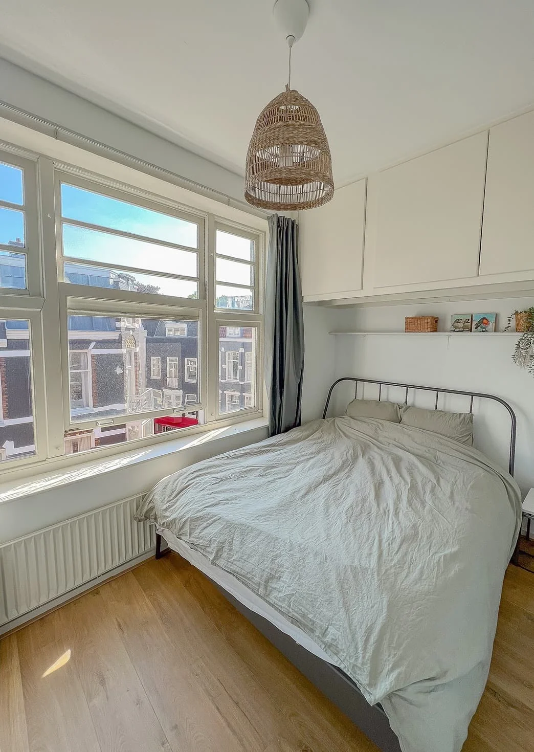geblurde versie van de foto als achtergrond