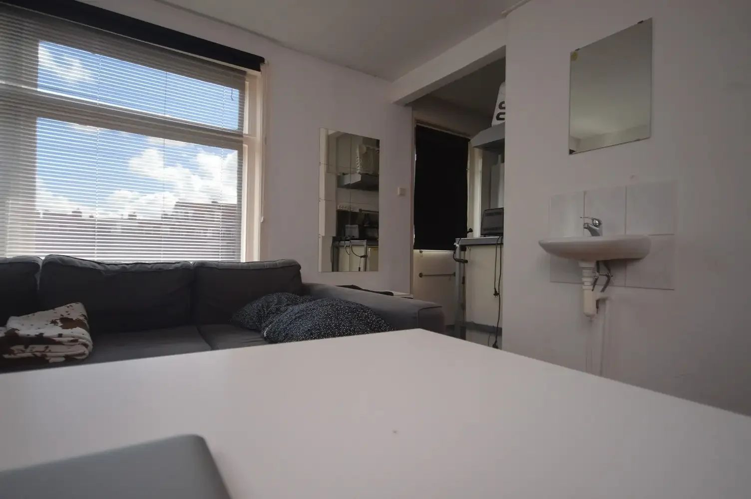 geblurde versie van de foto als achtergrond