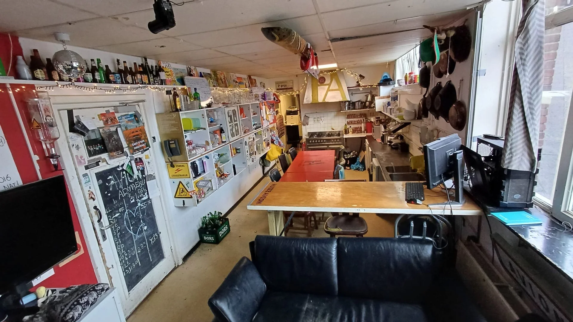 geblurde versie van de foto als achtergrond