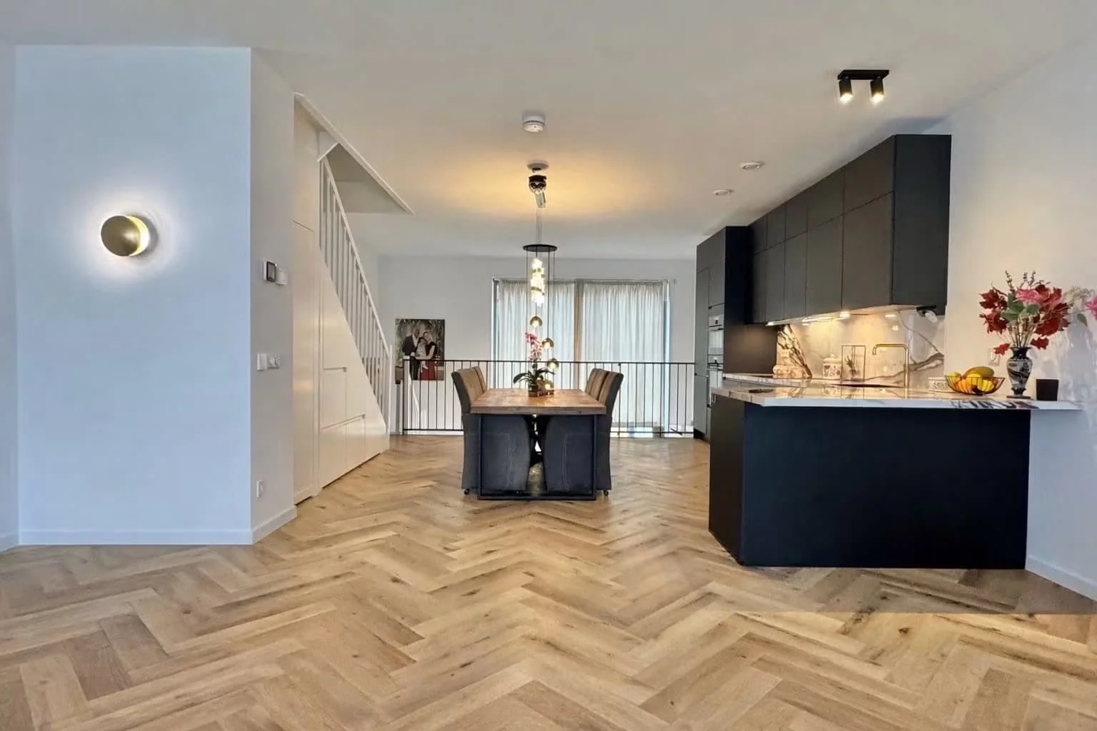 Foto van de Kamer gelegen aan de Huiswoudstraat in Amsterdam
