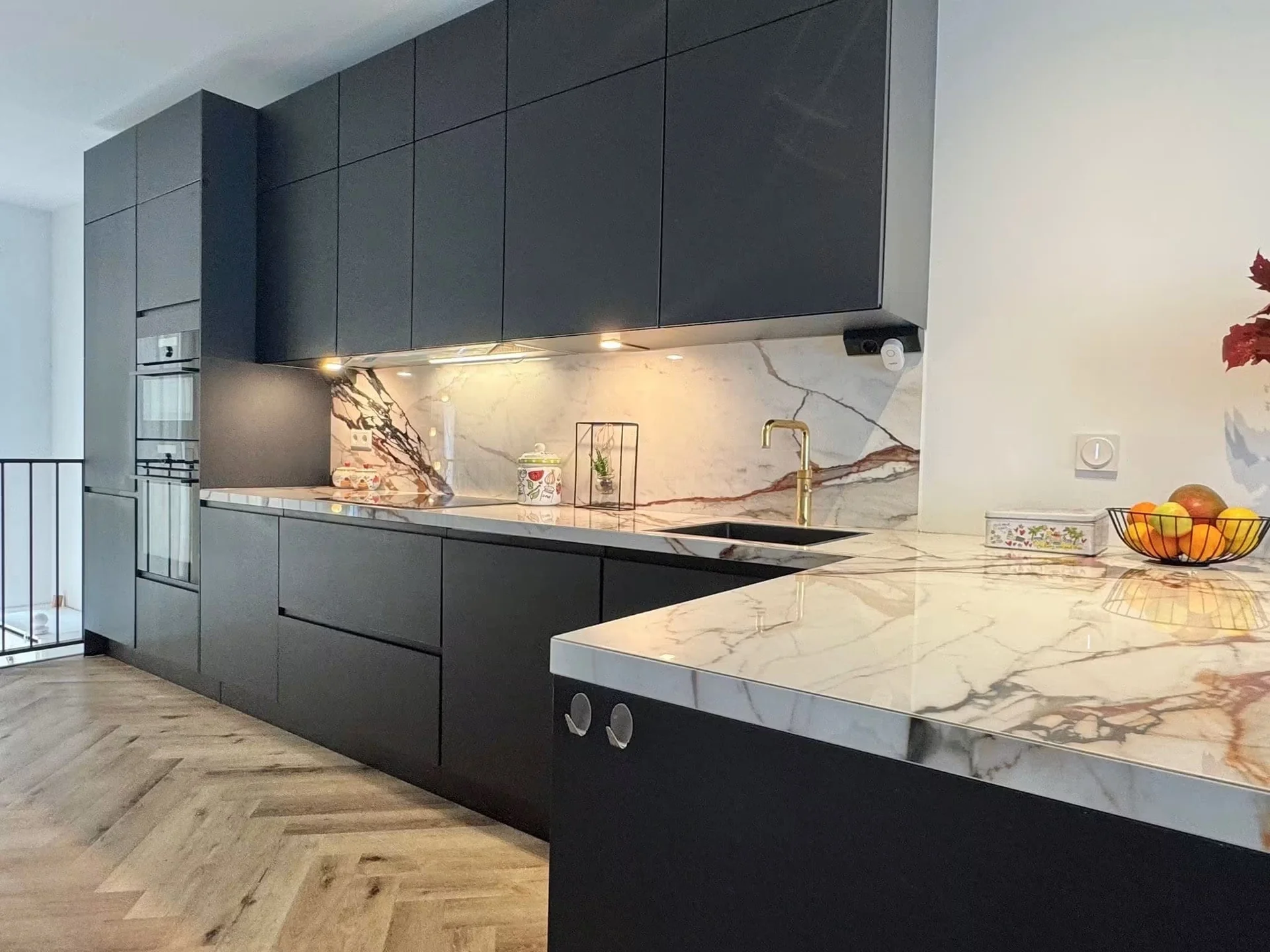 Foto van de Kamer gelegen aan de Huiswoudstraat in Amsterdam